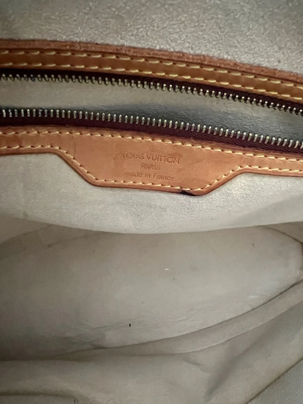 Authentic tote Louis Vuitton Monogram Canvas Babylone